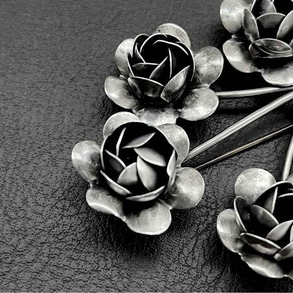 Vintage Coro Sterling Silver brooch pin - Picture 6 of 10